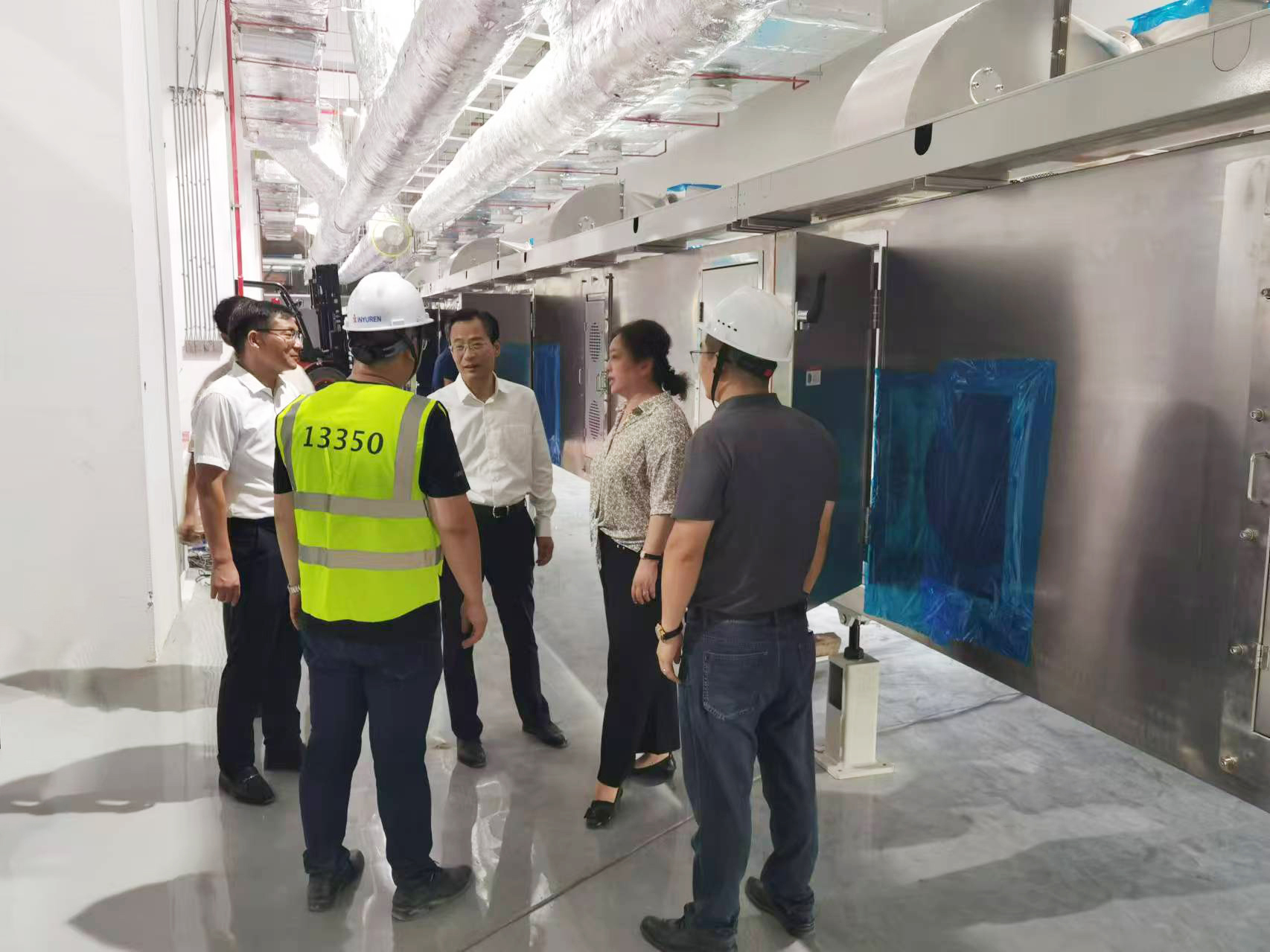 安徽省淮南市市长张志强一行领导莅临yl6809永利官网 航天锂电项目调研指导
